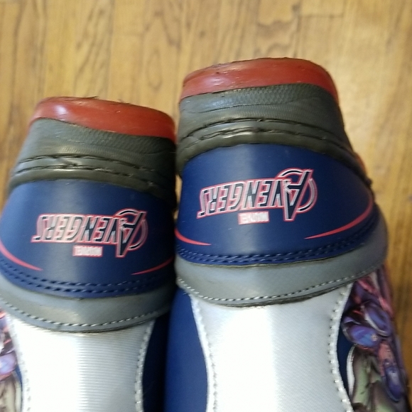 Marvel Boot - Picture 5 of 9